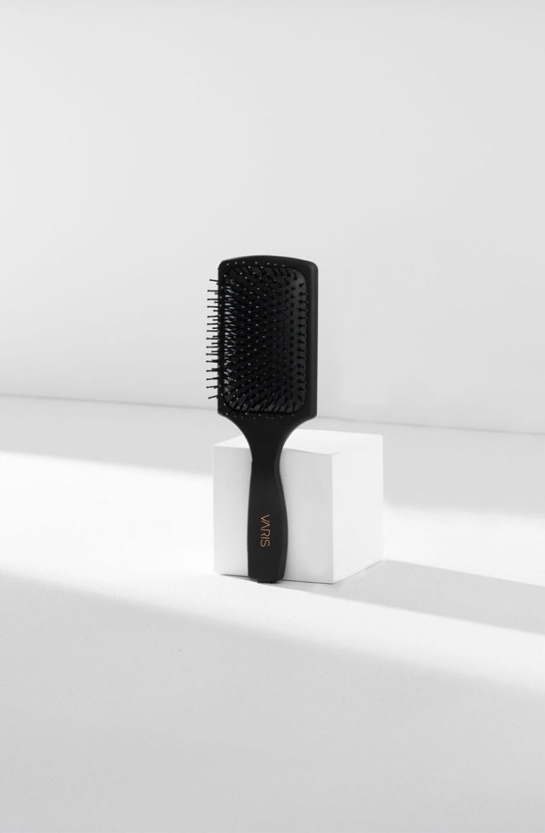 VARIS Paddle Brush